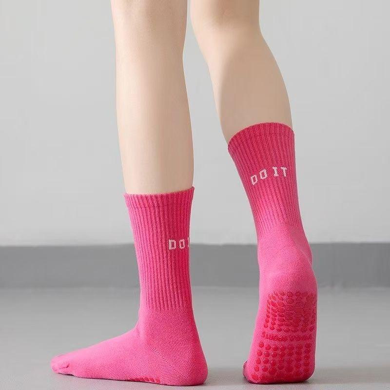 1 Pairs New Colorful Trend Spo - огляд і ціна Pilates & Yoga Unleashed Studio Tuckahoe