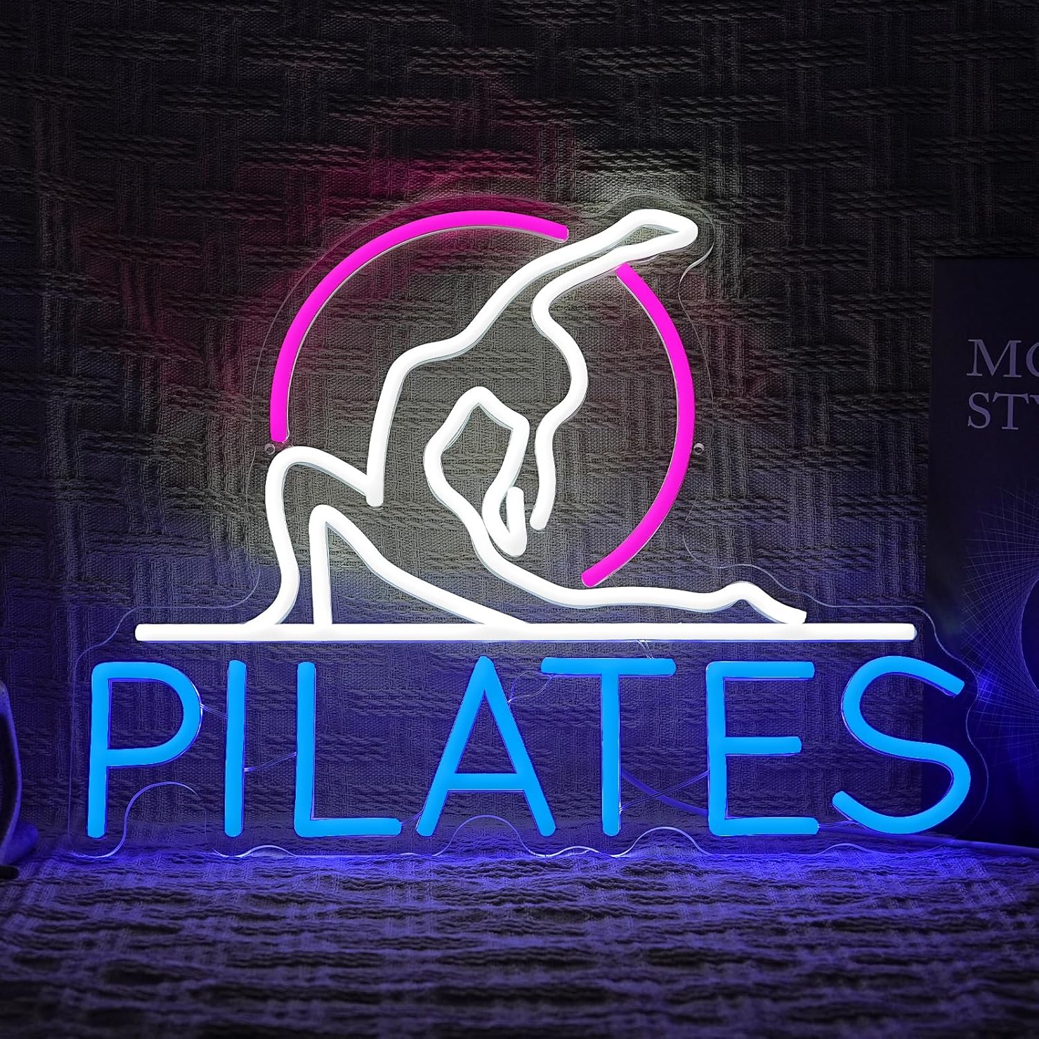 Pilates Neon Sign Yoga Studio  - огляд і ціна Pilates Yoga Room
